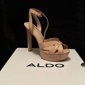 ALDO -Beige/Taupe heels